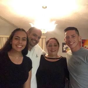 Meet your Posher, Lay